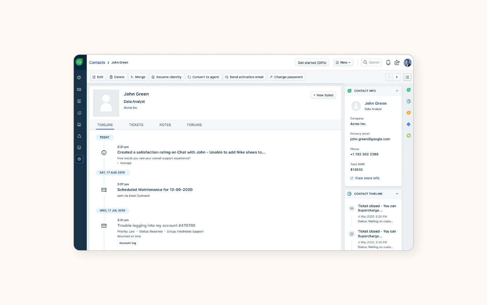 Une capture d’écran montre le logiciel de gestion automatisée des tickets Freshdesk.